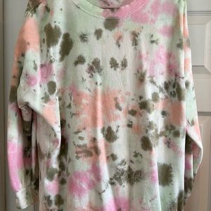 Tunic sweatshirt. Tie dye.